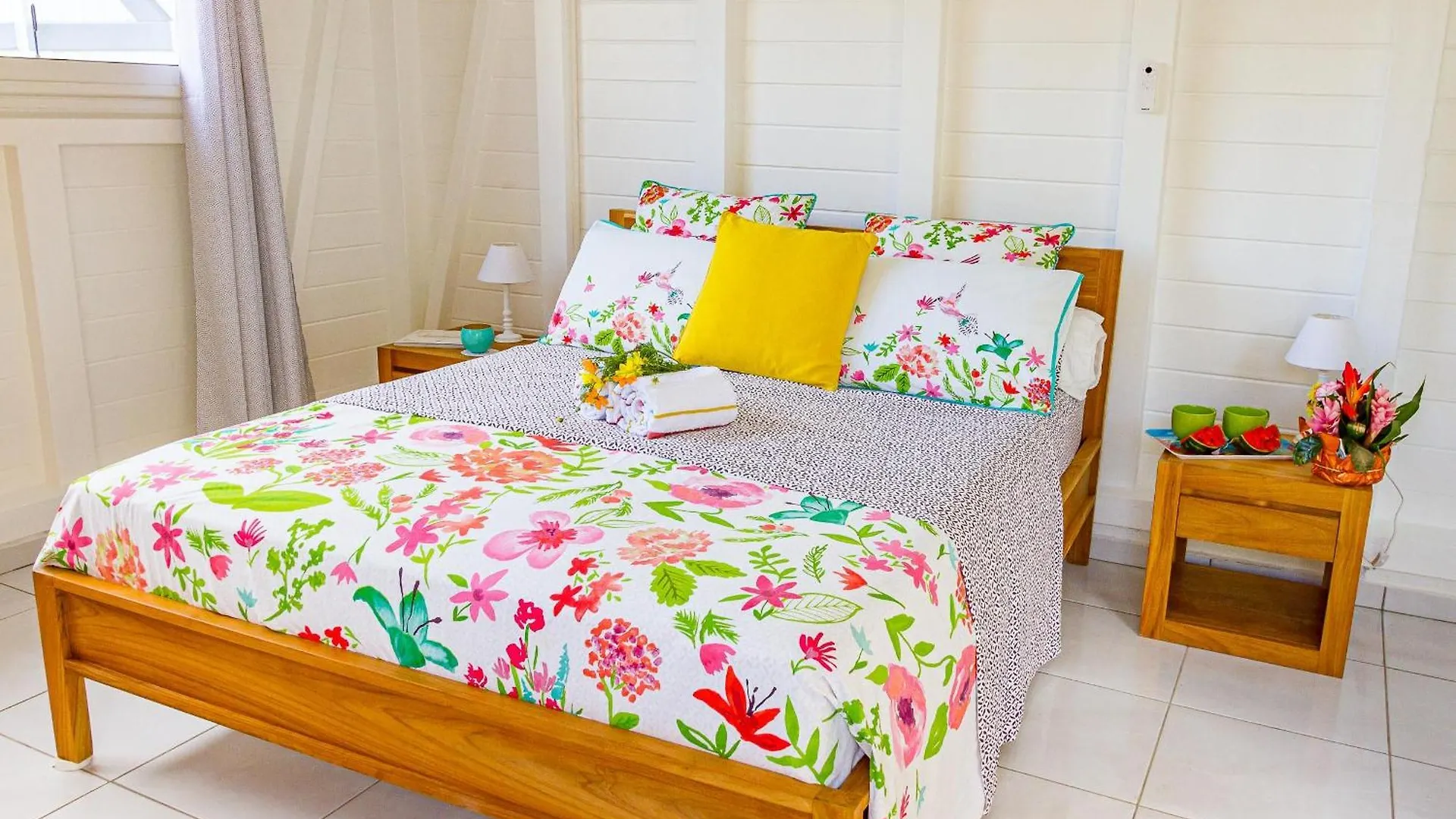 Contacts de Bungalow De Charme 5Mins Plages Et Centre Gosier